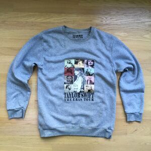 Taylor Swift The Eras Tour Gray Graphic Crewneck Sweatshirt Size L Concert Merch